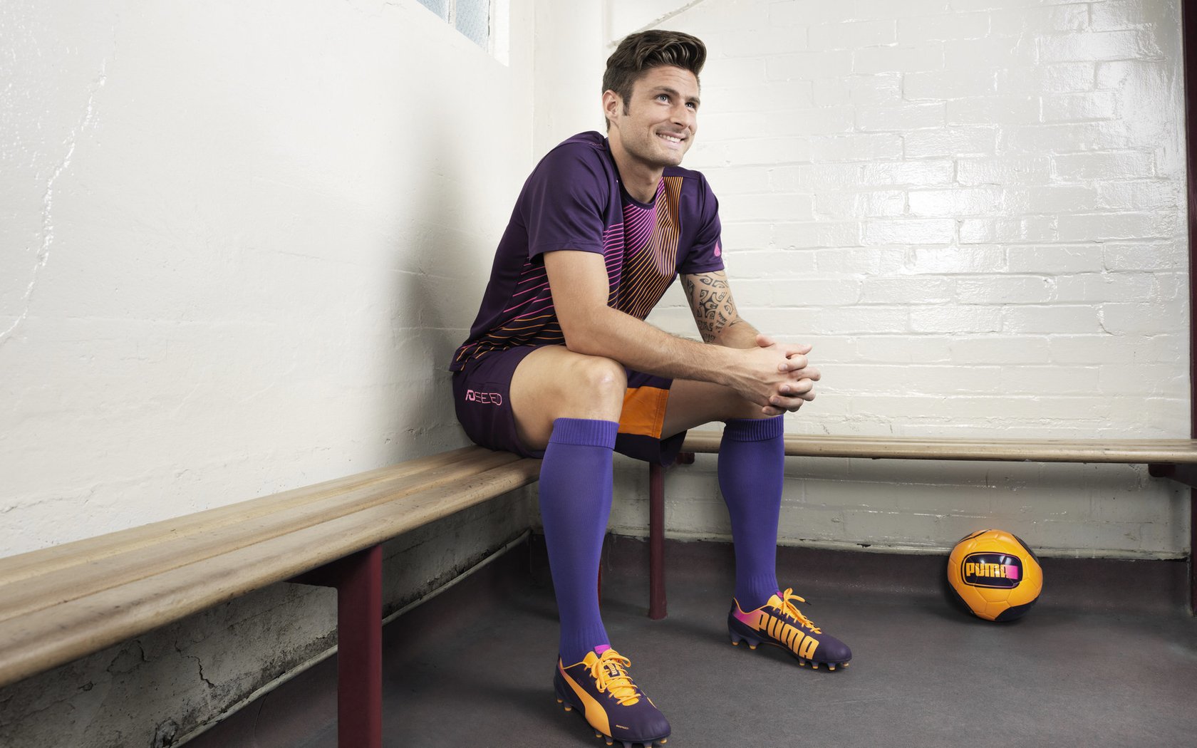 球场心理战：教练和球员的心理调节秘诀，足球心理