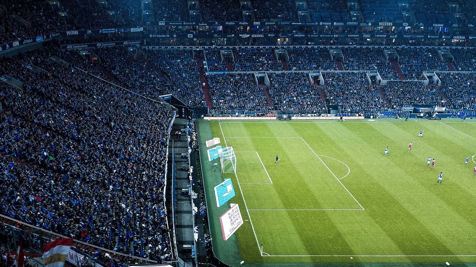 青少年足球比赛文化节丰富多彩，掀起全民热潮，青少年校园足球比赛